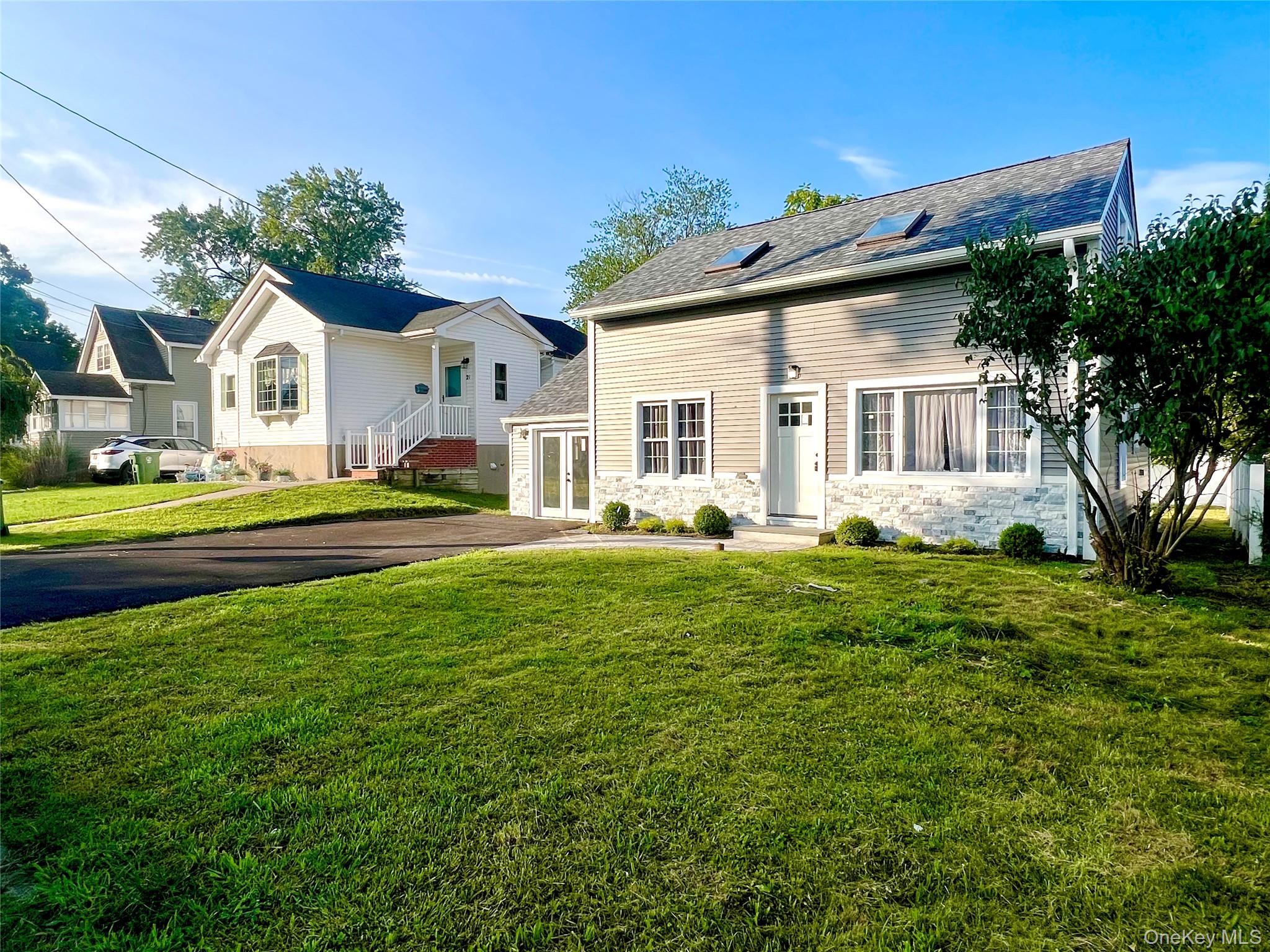 23 W Conkling Avenue