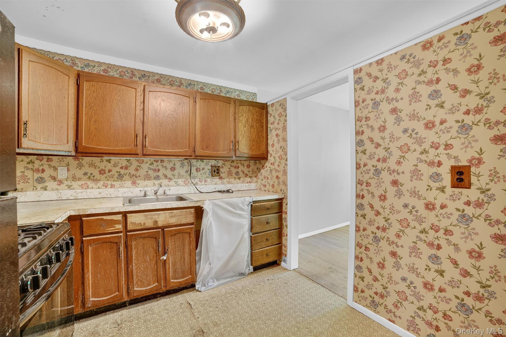 Croton-On-Hudson, New York 10520, United States, 2 Bedrooms Bedrooms, ,1 BathroomBathrooms,Residential,Active,195581