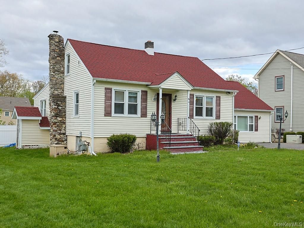 Photo of 68 Weaver Street, Montgomery, NY 12549 (MLS # 994511)