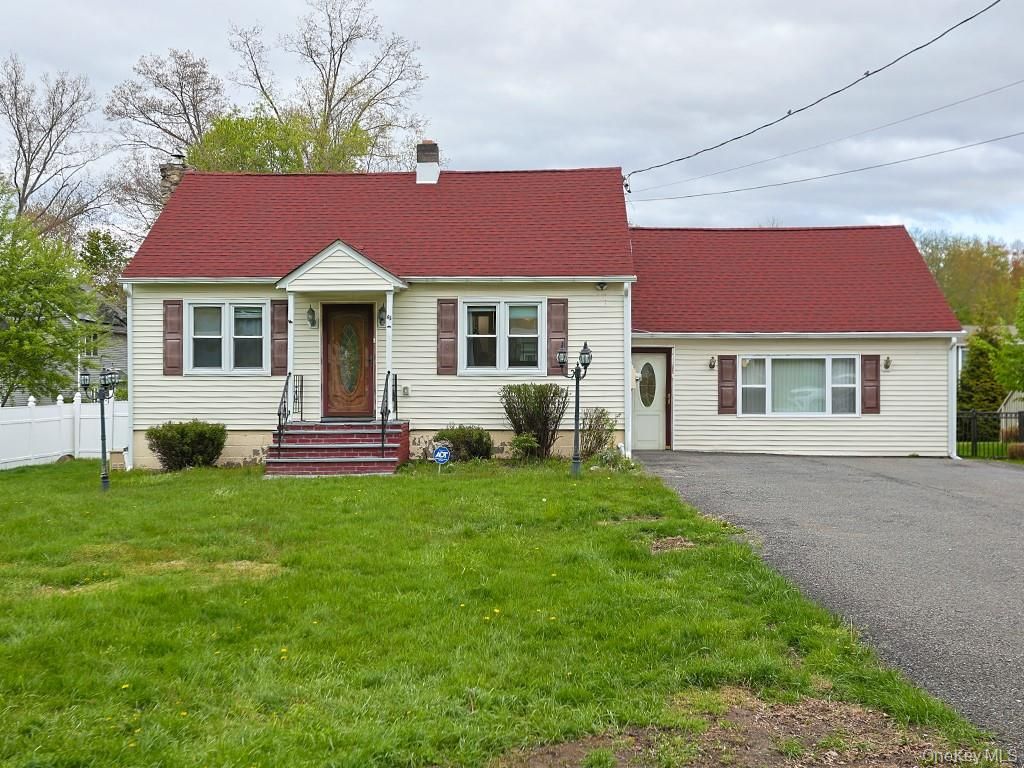 Photo of 68 Weaver Street, Montgomery, NY 12549 (MLS # 994511)