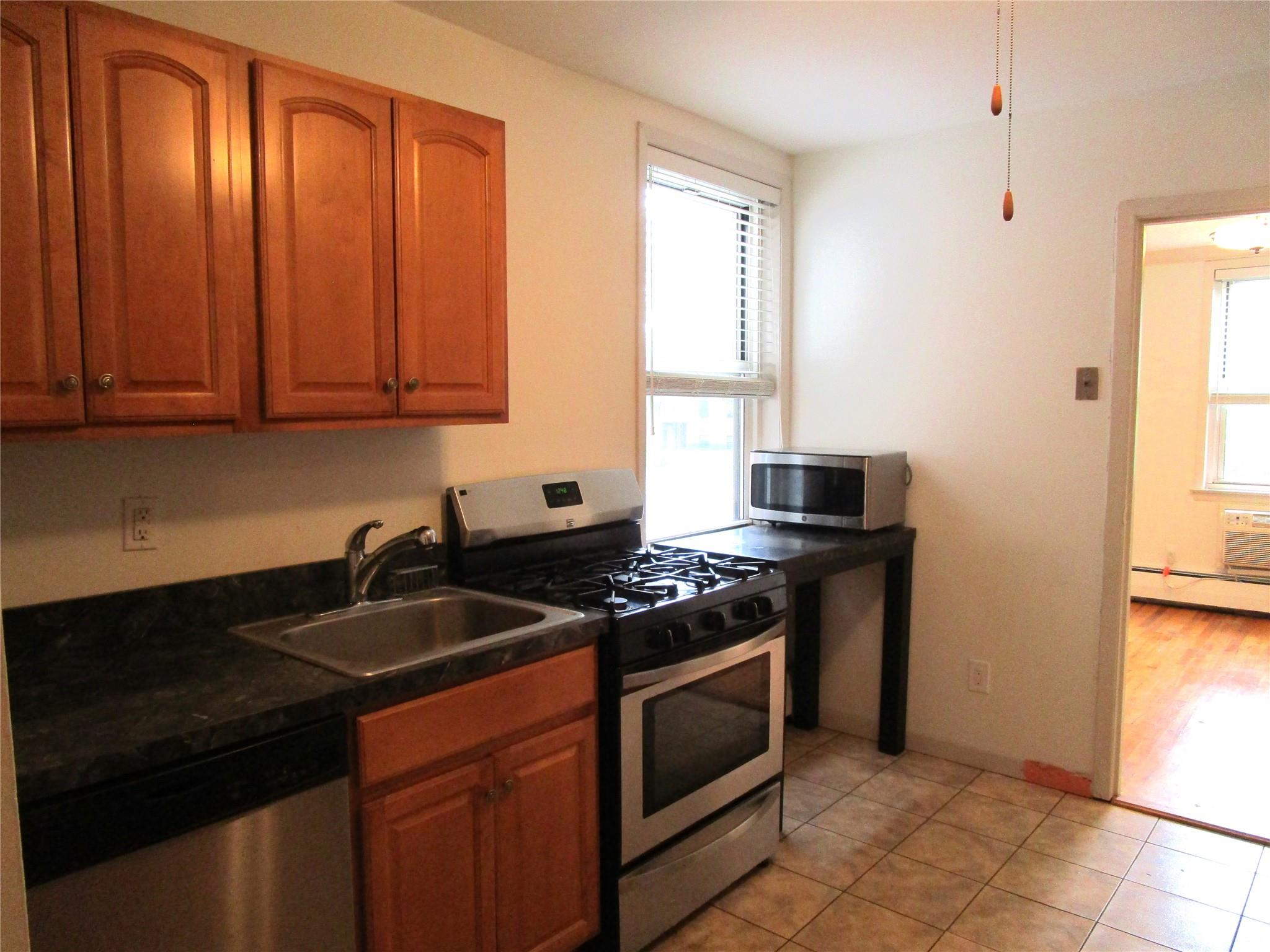 20 Daley Place #127, Lynbrook, New York image 12