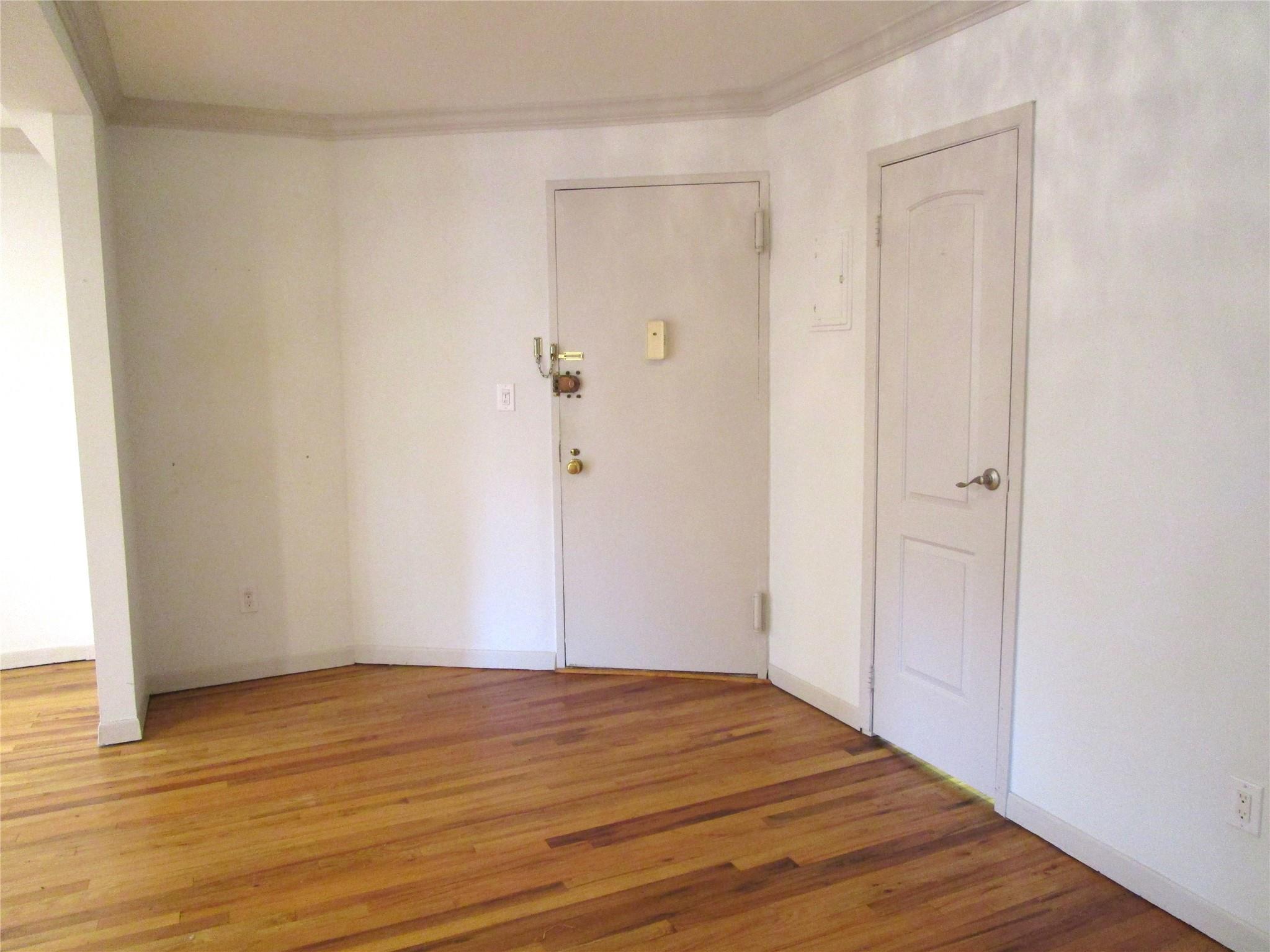 20 Daley Place #127, Lynbrook, New York image 6