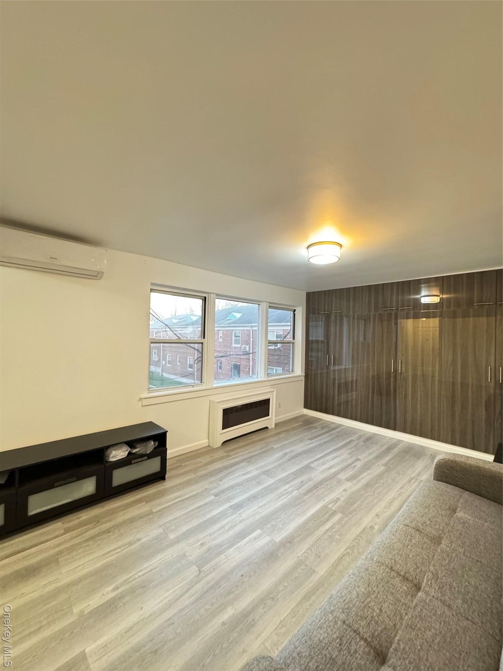 Photo of 68-09 138th Street #2B, Flushing, NY 11367 (MLS # 950436)