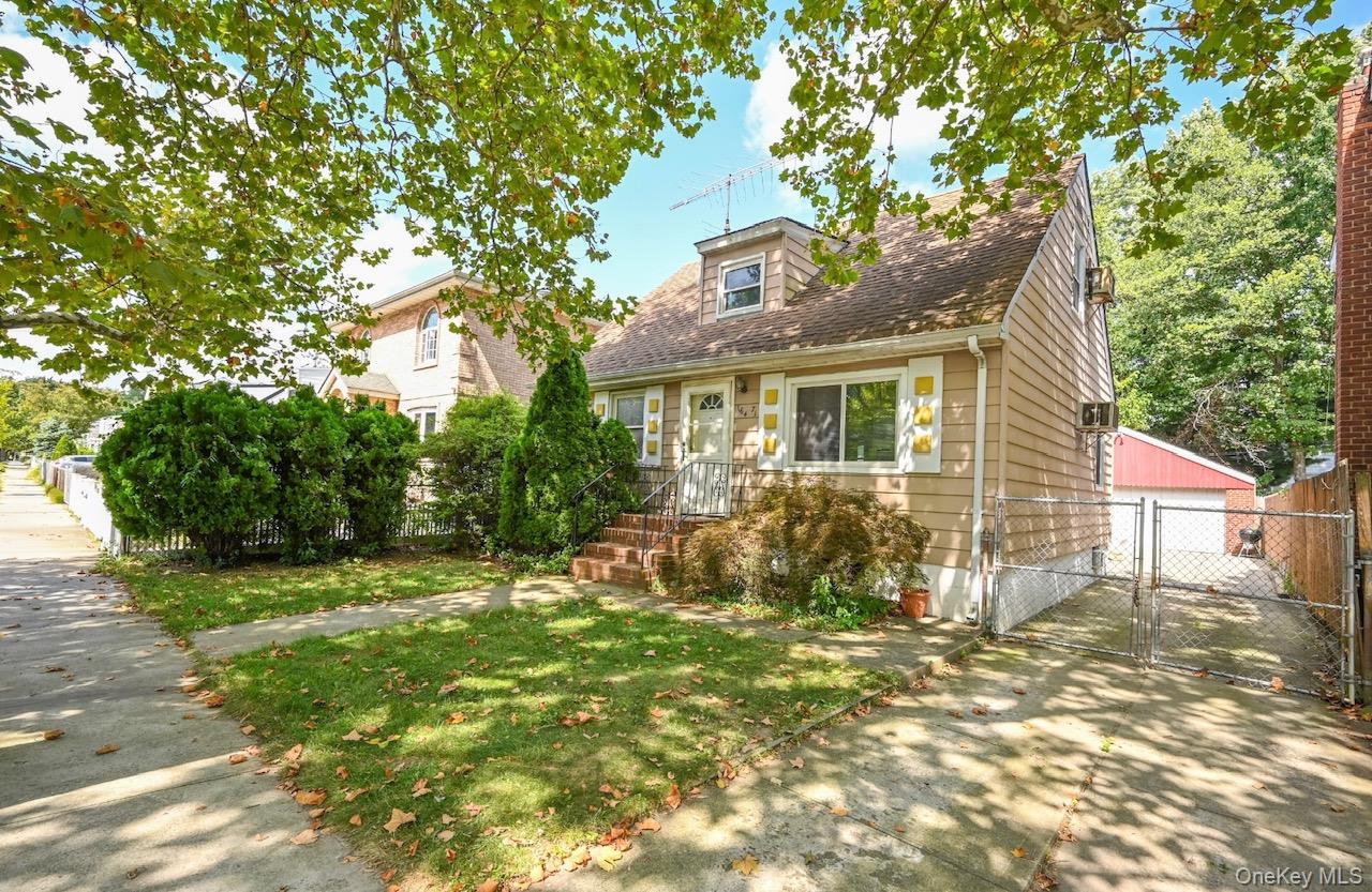 16471 Underhill Avenue