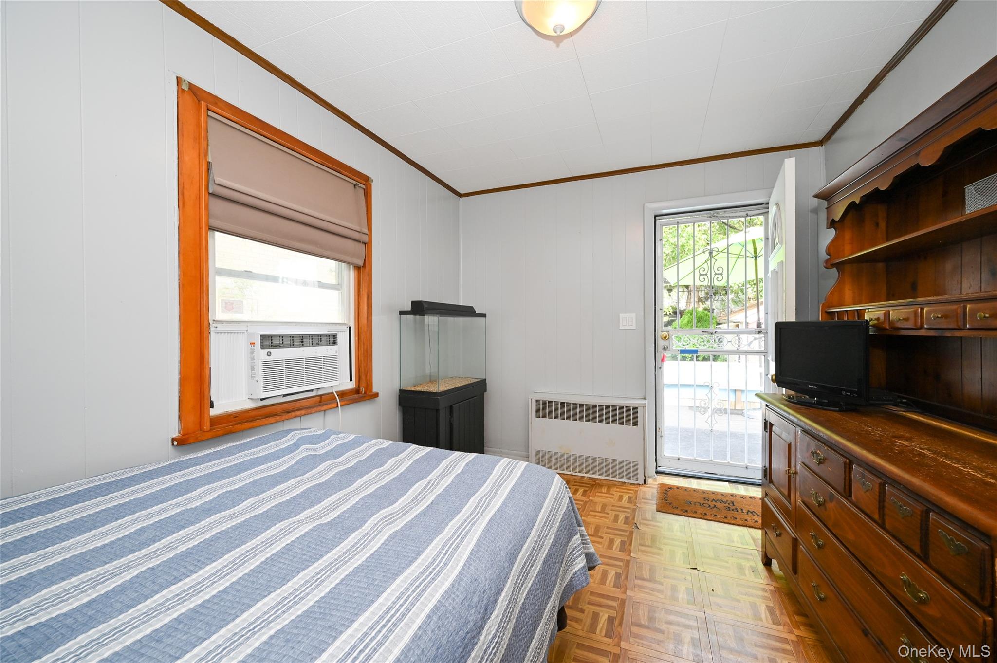 16471 Underhill Avenue