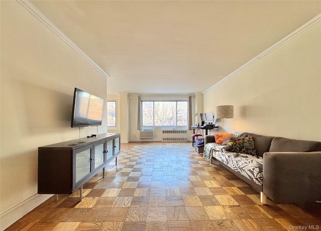 Photo of 86-15 Broadway #3H, Elmhurst, NY 11373 (MLS # 960243)