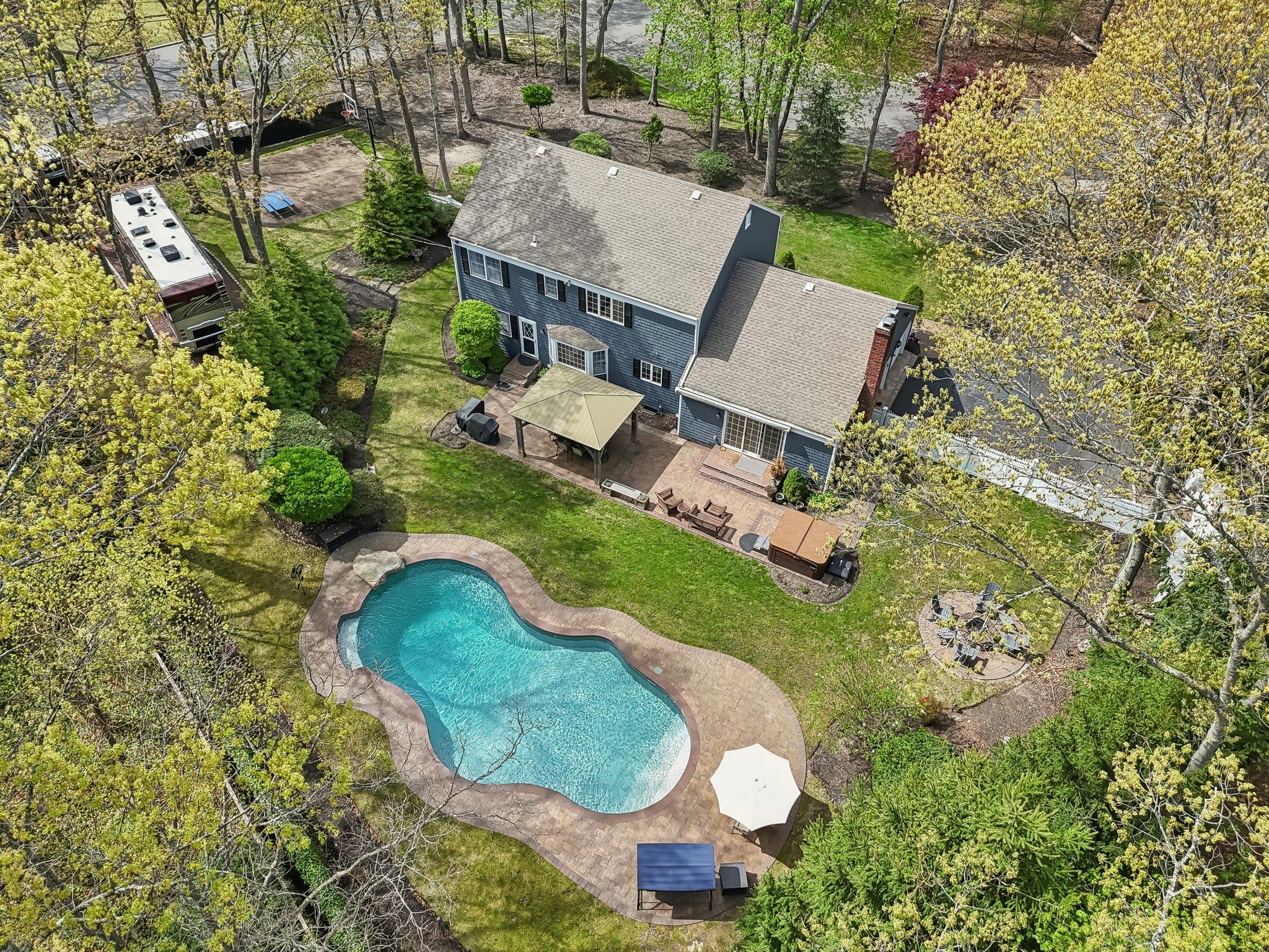 2 Chambord Court, Shoreham, New York image 42