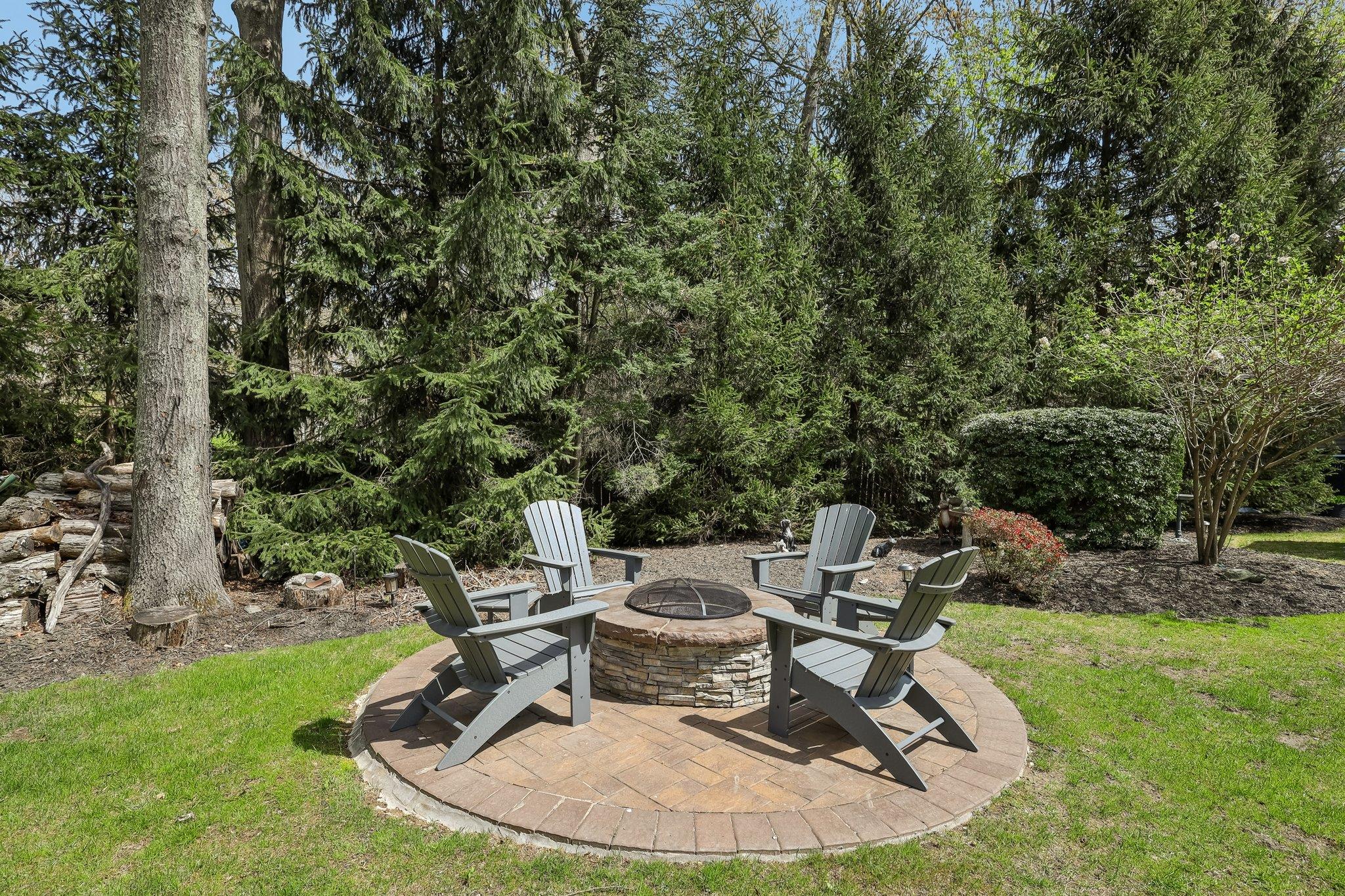 2 Chambord Court, Shoreham, New York image 38