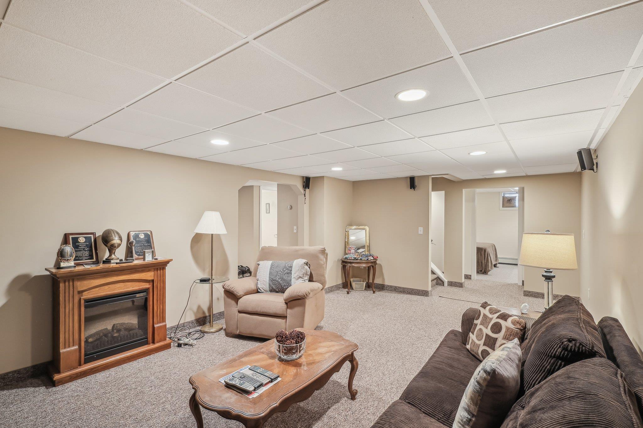 2 Chambord Court, Shoreham, New York image 30