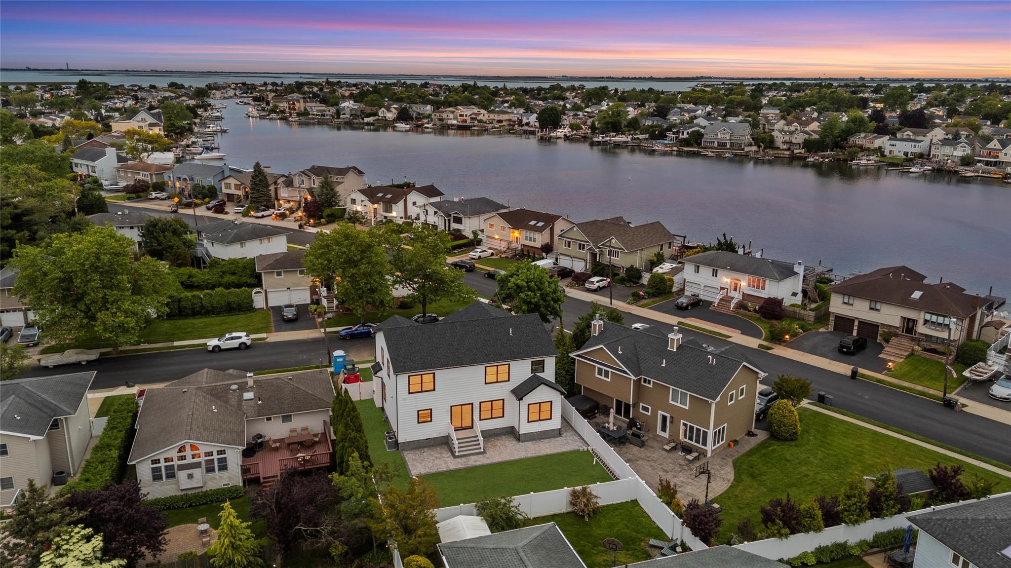 2935 Bayside Court, Wantagh, New York image 30