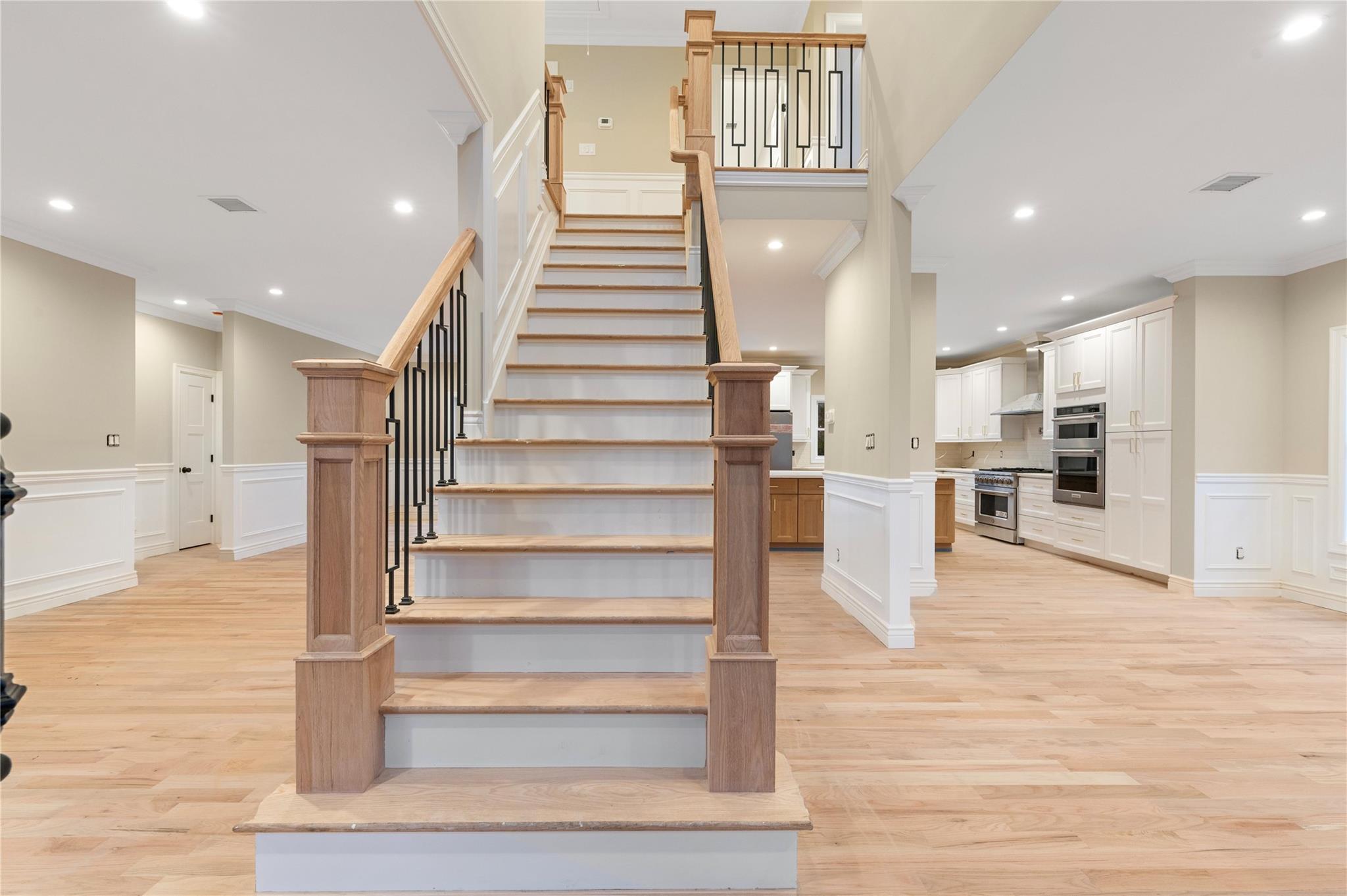 2935 Bayside Court, Wantagh, New York image 3
