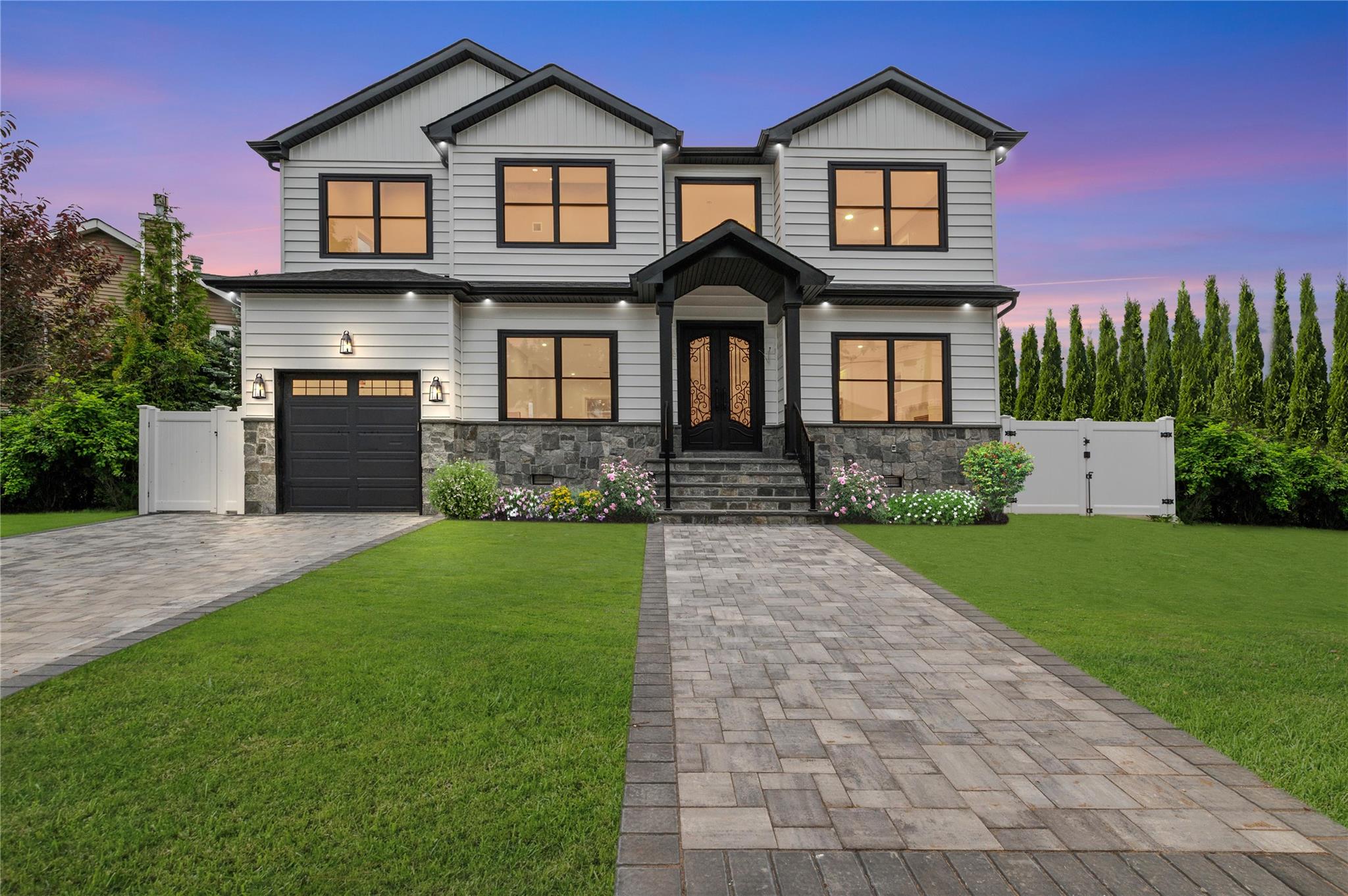 2935 Bayside Court, Wantagh, New York image 2