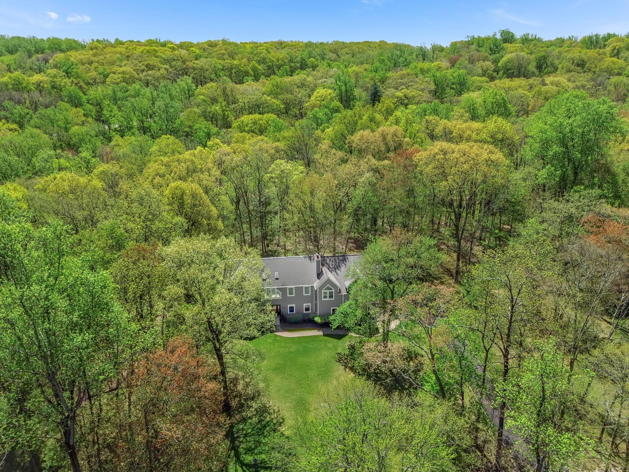 1121 Estates Drive, Ossining, New York image 44