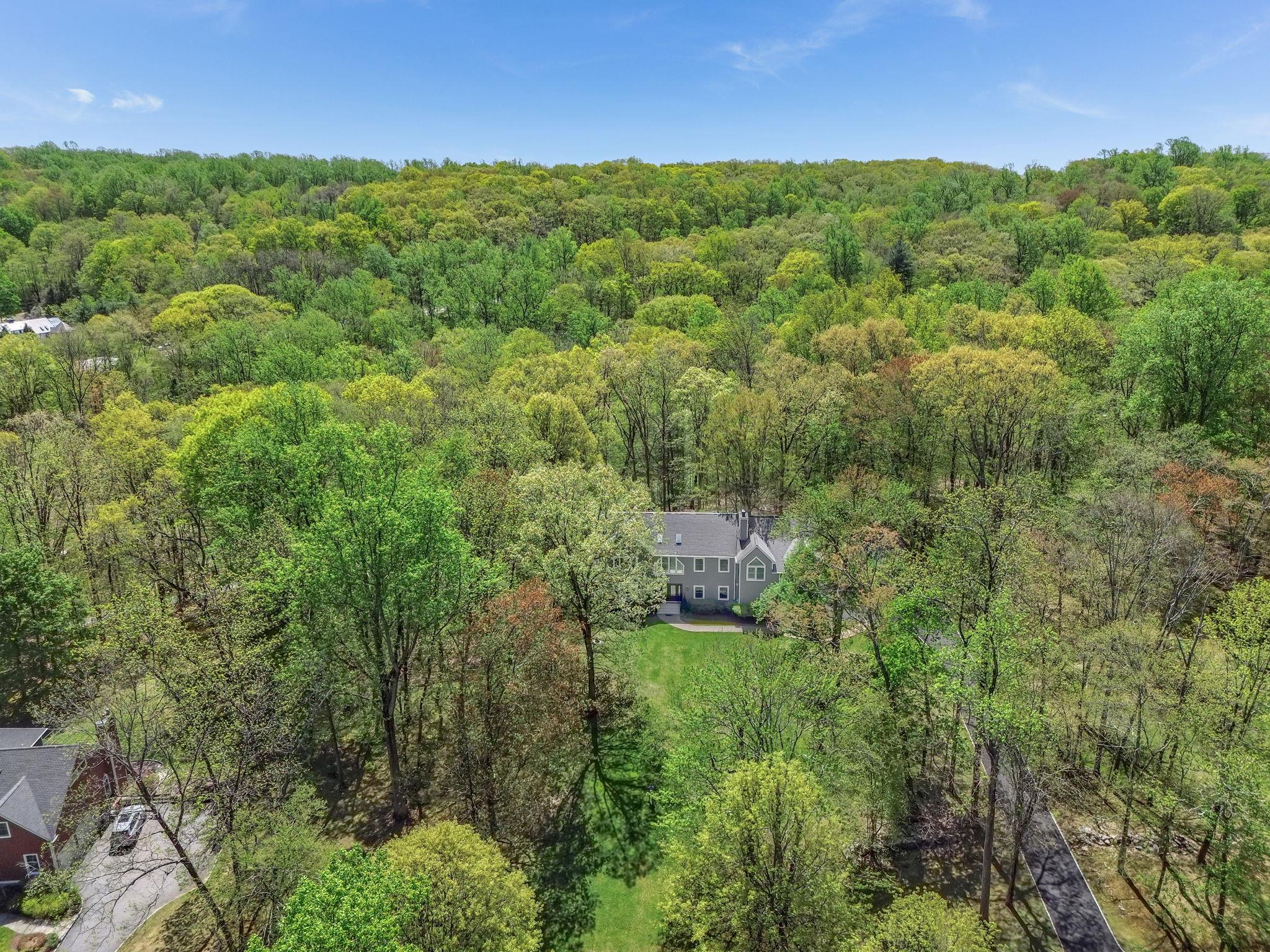 1121 Estates Drive, Ossining, New York image 42