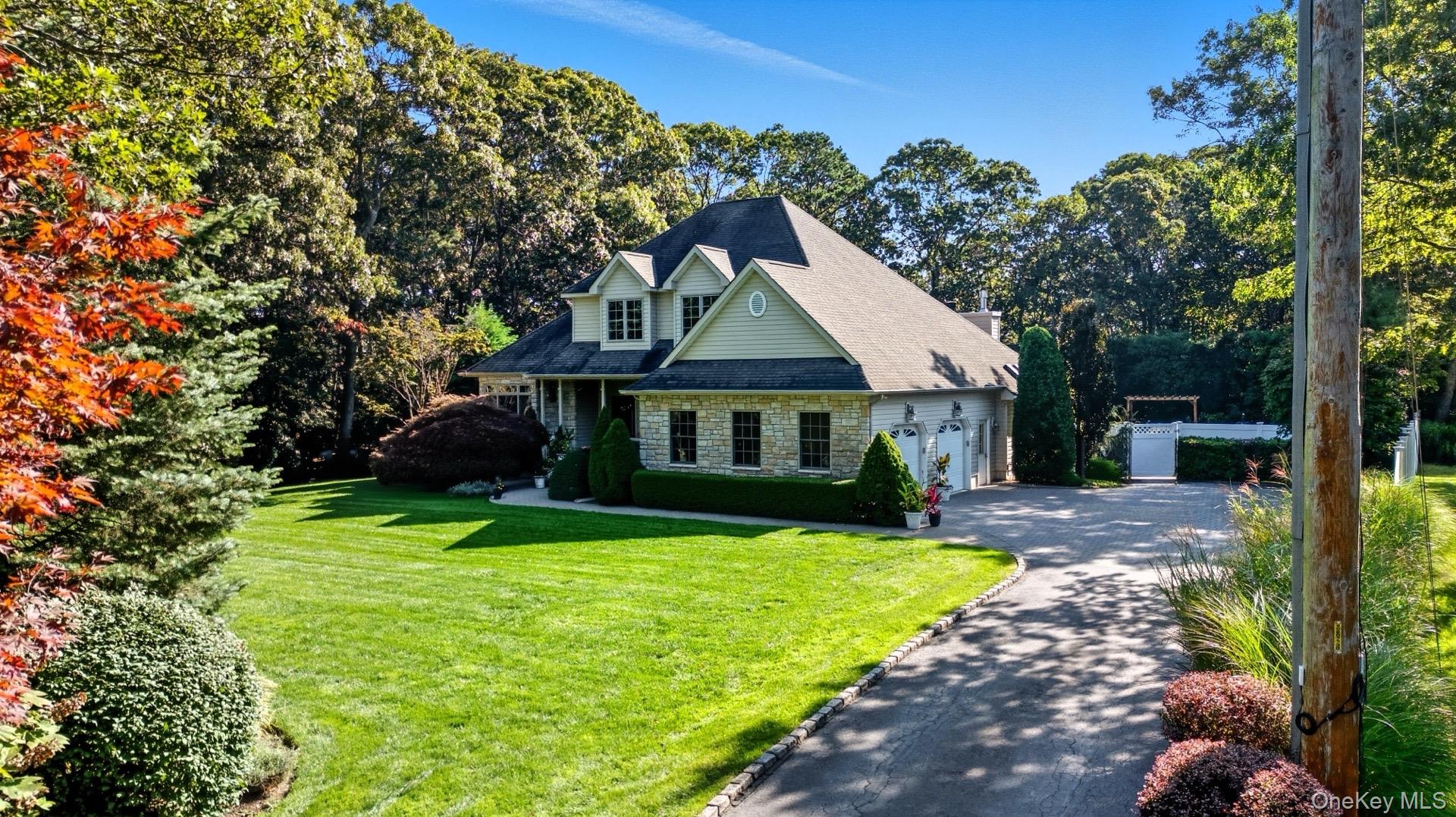 21 E Moriches Riverhead Road