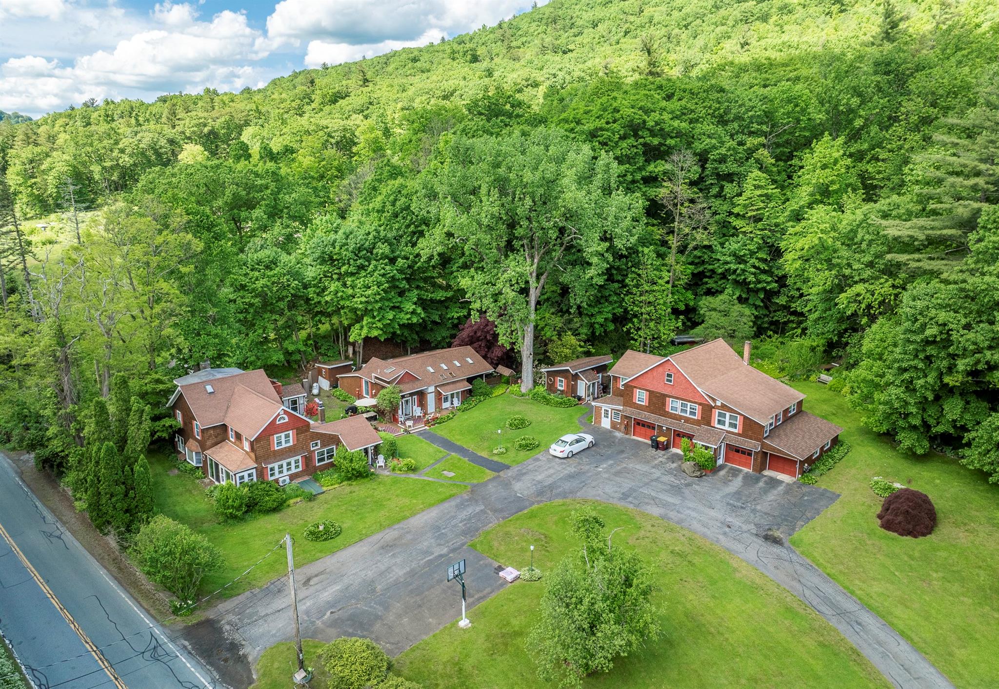 589-595 Plank Road, Phoenicia, New York image 2