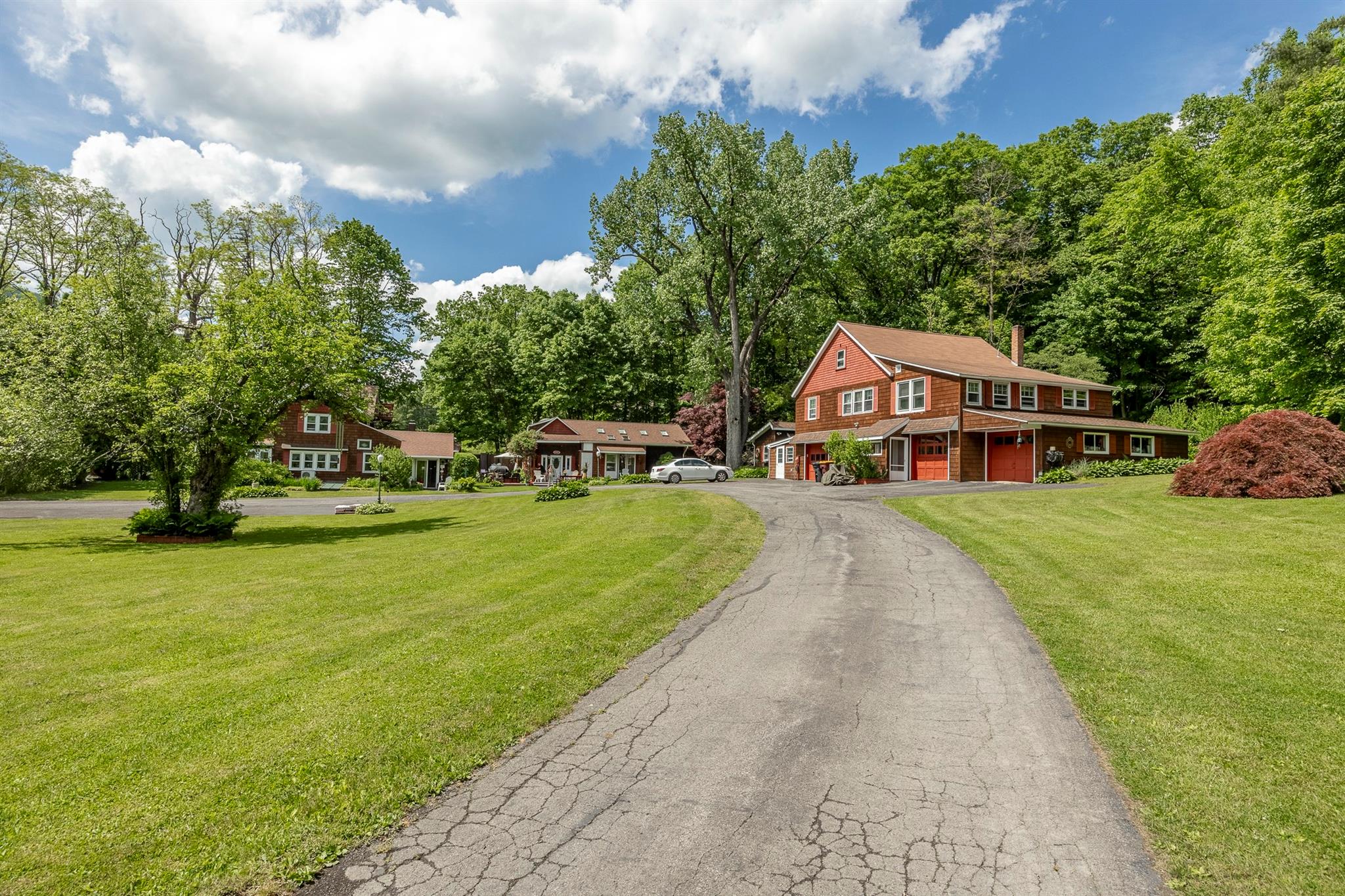 589-595 Plank Road, Phoenicia, New York image 4