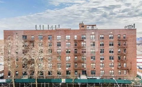 Photo of 15272 Melbourne Avenue #3A, Flushing, NY 11367 (MLS # 923986)