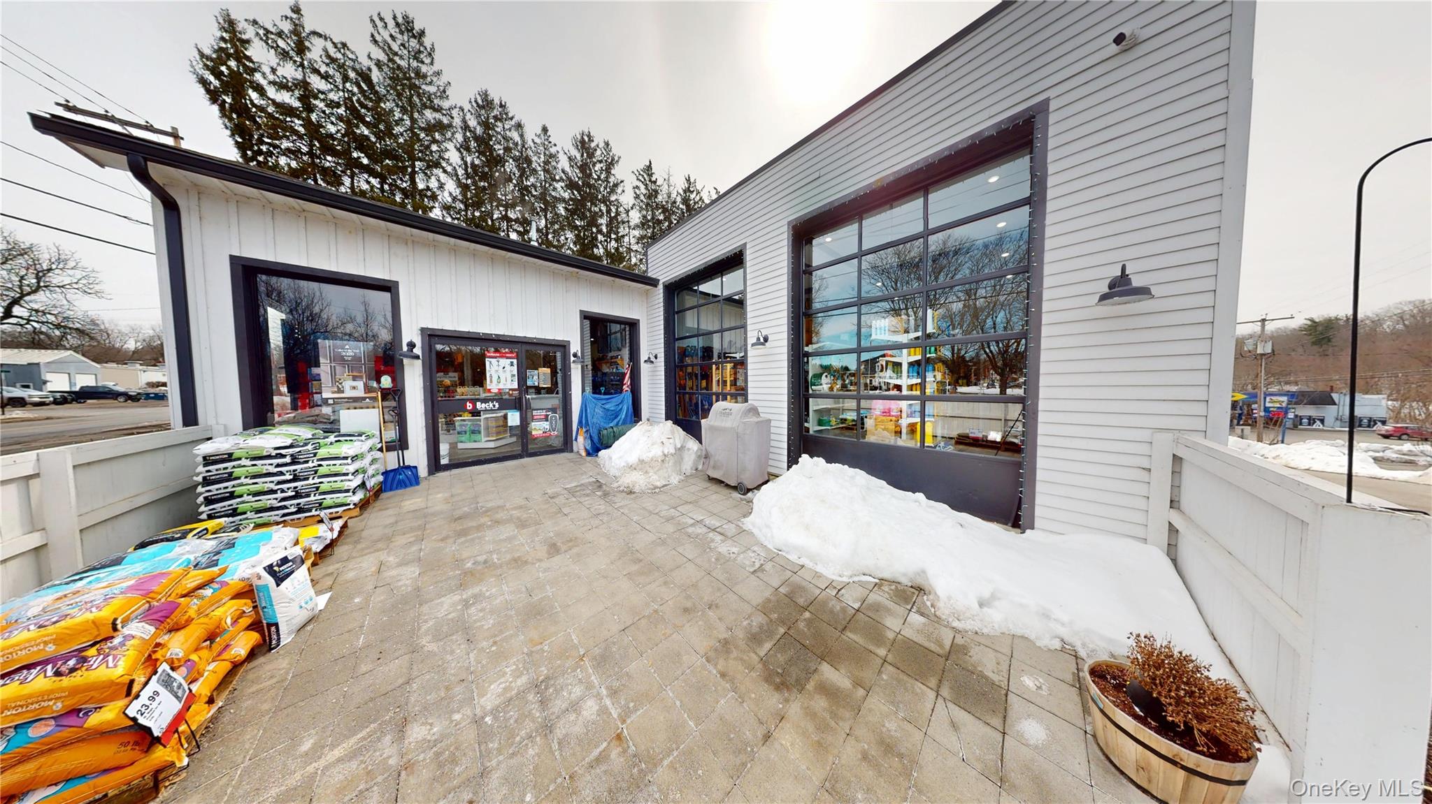 4 Bona Ventura Avenue