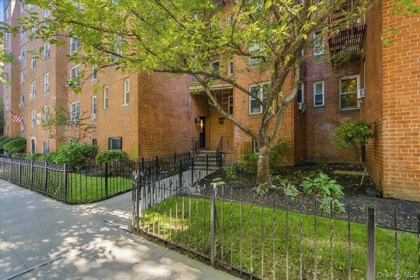 3325 81ST ST APT 2E, JACKSON HEIGHTS, NY 11372 - Image 593d457b16a45e260458c08e4c377e21/356269623