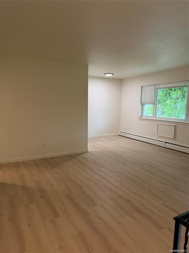8 Colonial Drive 10 - Photo 3