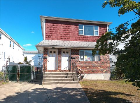 Photo of 219-07 137 Avenue, Laurelton, NY 11413 (MLS # 930966) Photo of 219-07 137 Avenue, Laurelton, NY 11413 (MLS # 930966)