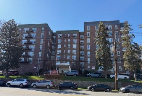 Homes For Sale - 125 Bronx River Road #7A<br/> Yonkers, NY 10704