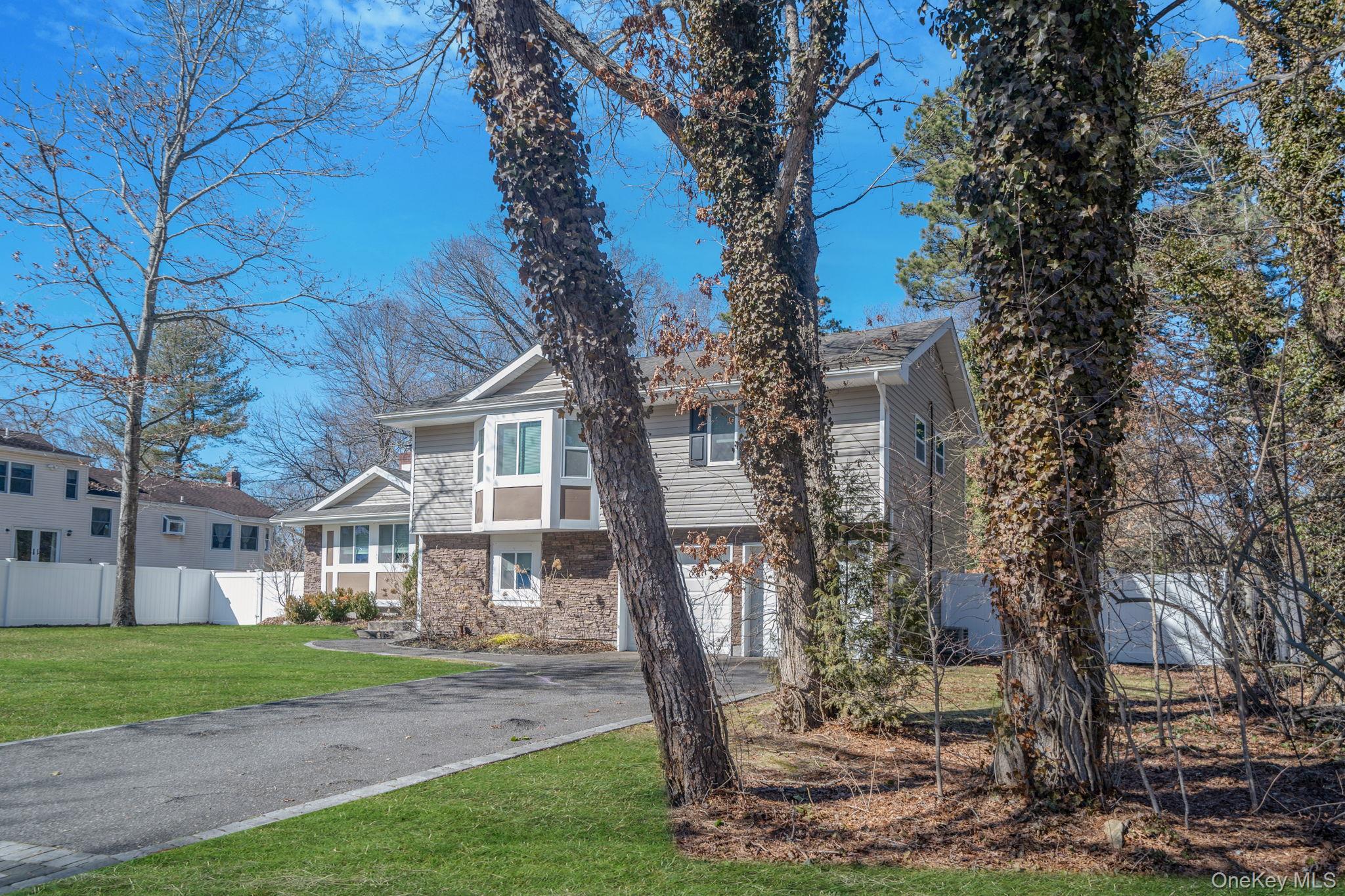 17 Rolling Hills Drive