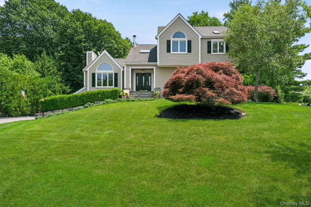 Photo of 3160 Arbour Lane, Yorktown Heights, NY 10598 (MLS # 997133)