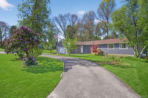 Homes For Sale - 1 Harvest Circle<br/> Warwick, NY 10990