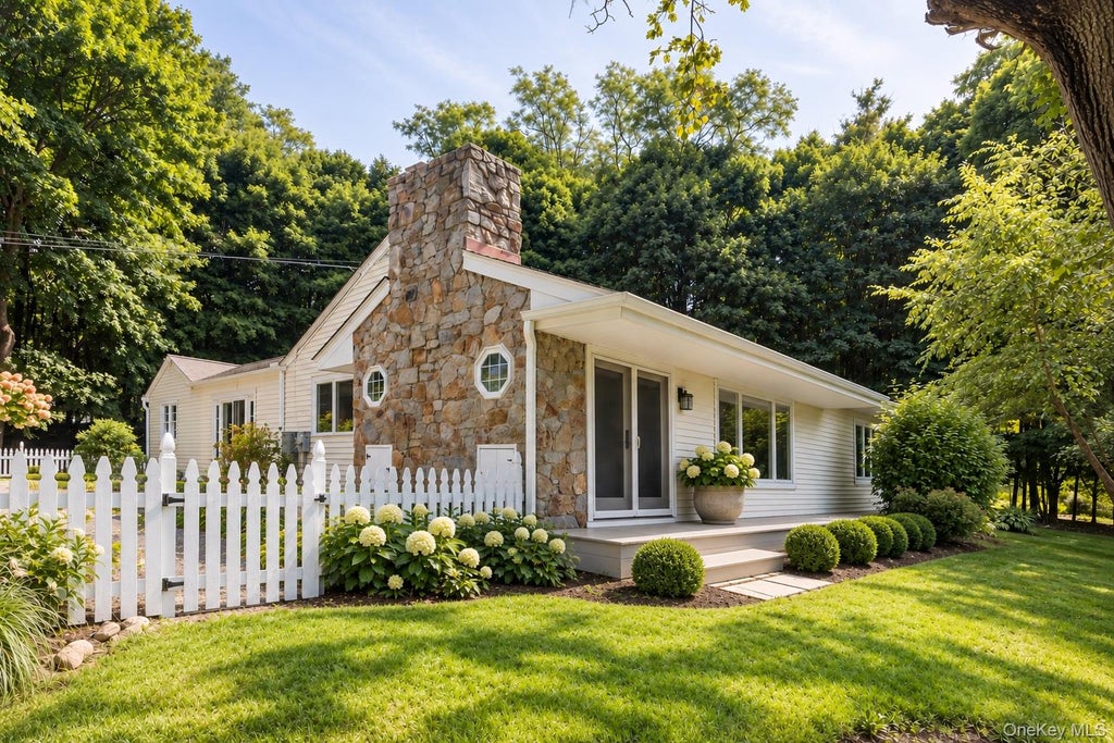 Photo of 177 Attlebury Hill Road, Stanfordville, NY 12581 (MLS # 1056194)