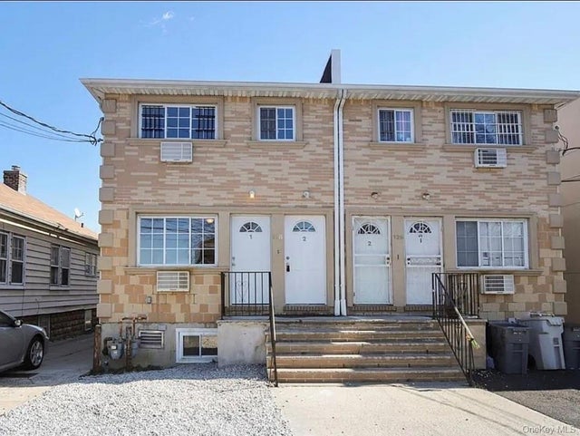 128 Pugsley Avenue 2