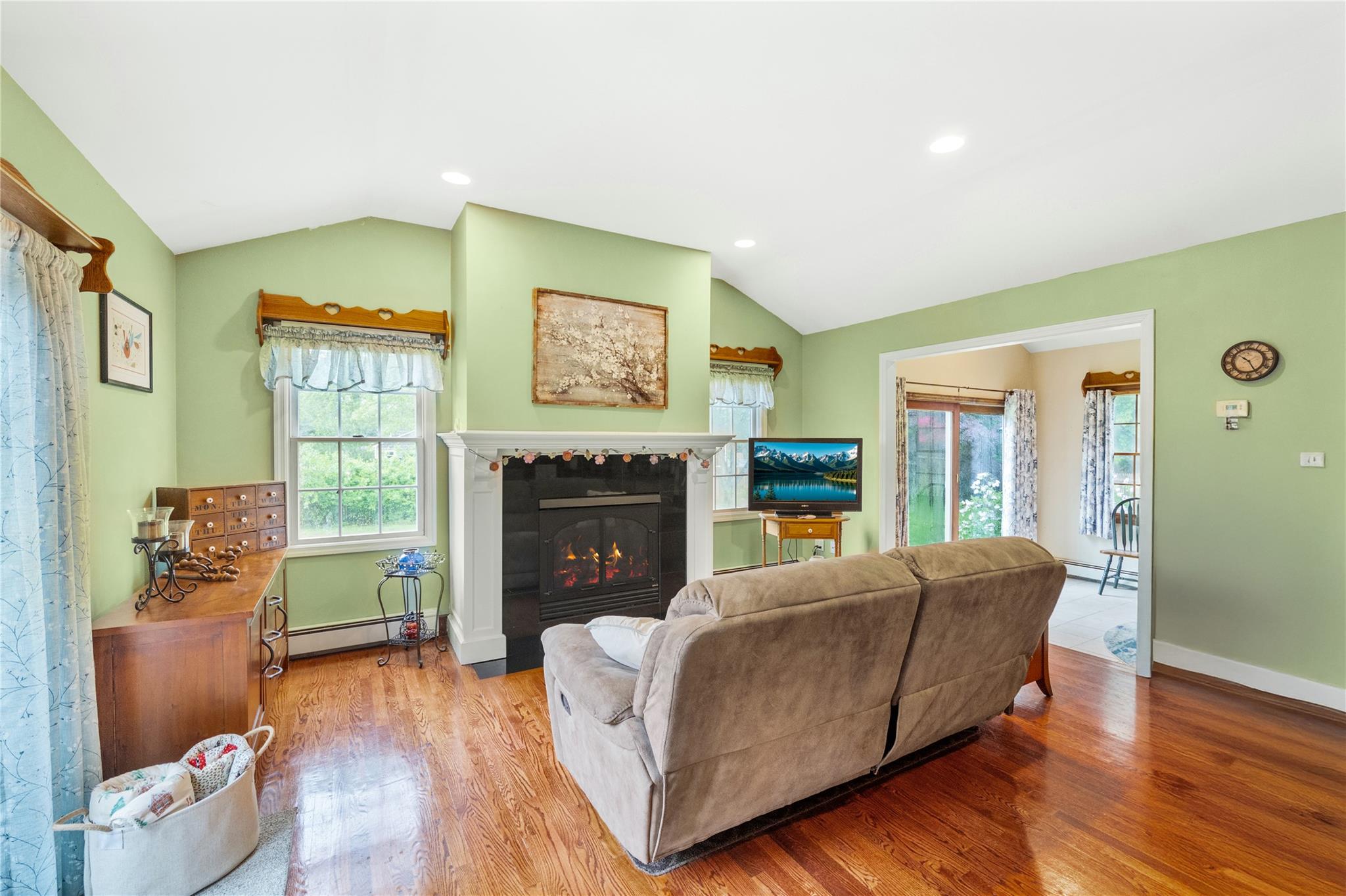 5 Cedar Heights Drive, Ridge, New York image 18