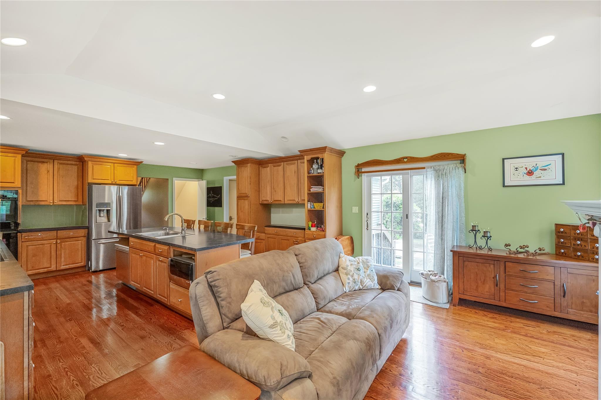 5 Cedar Heights Drive, Ridge, New York image 17