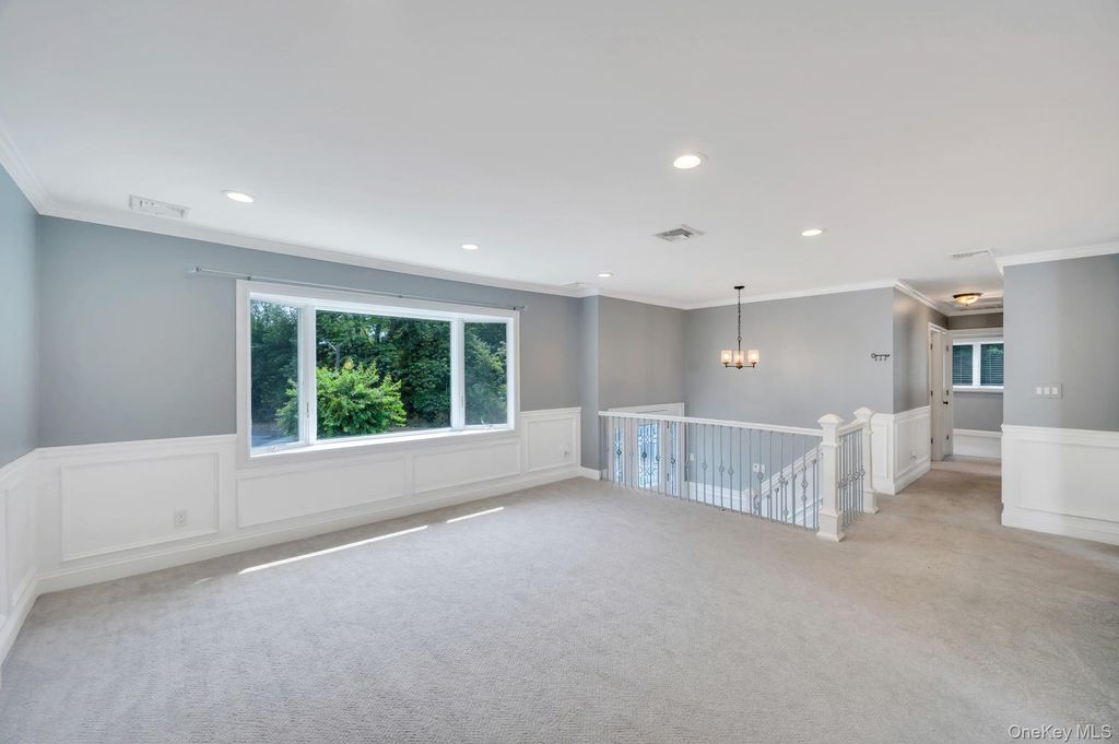 Photo of 10 Evelyn Drive, Bethpage, NY 11714 (MLS # 989299)