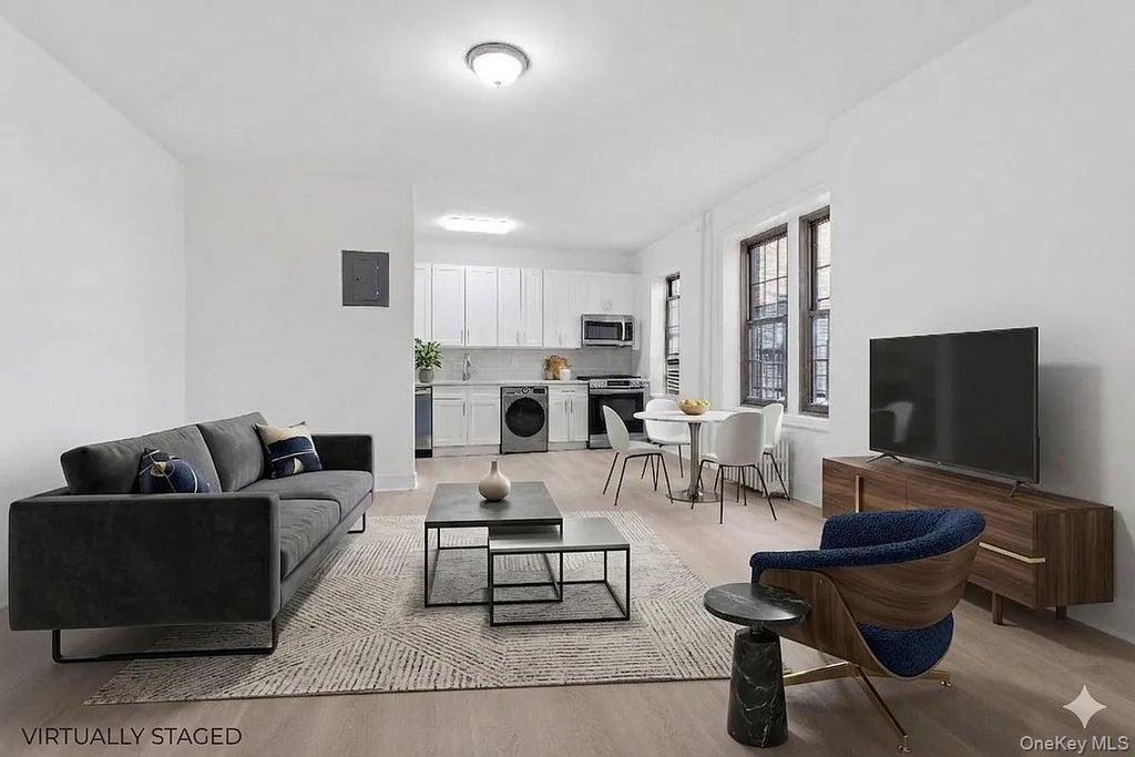 Photo of 1100 Grand AVE #6K, Bronx, NY 10456 (MLS # 1058805)