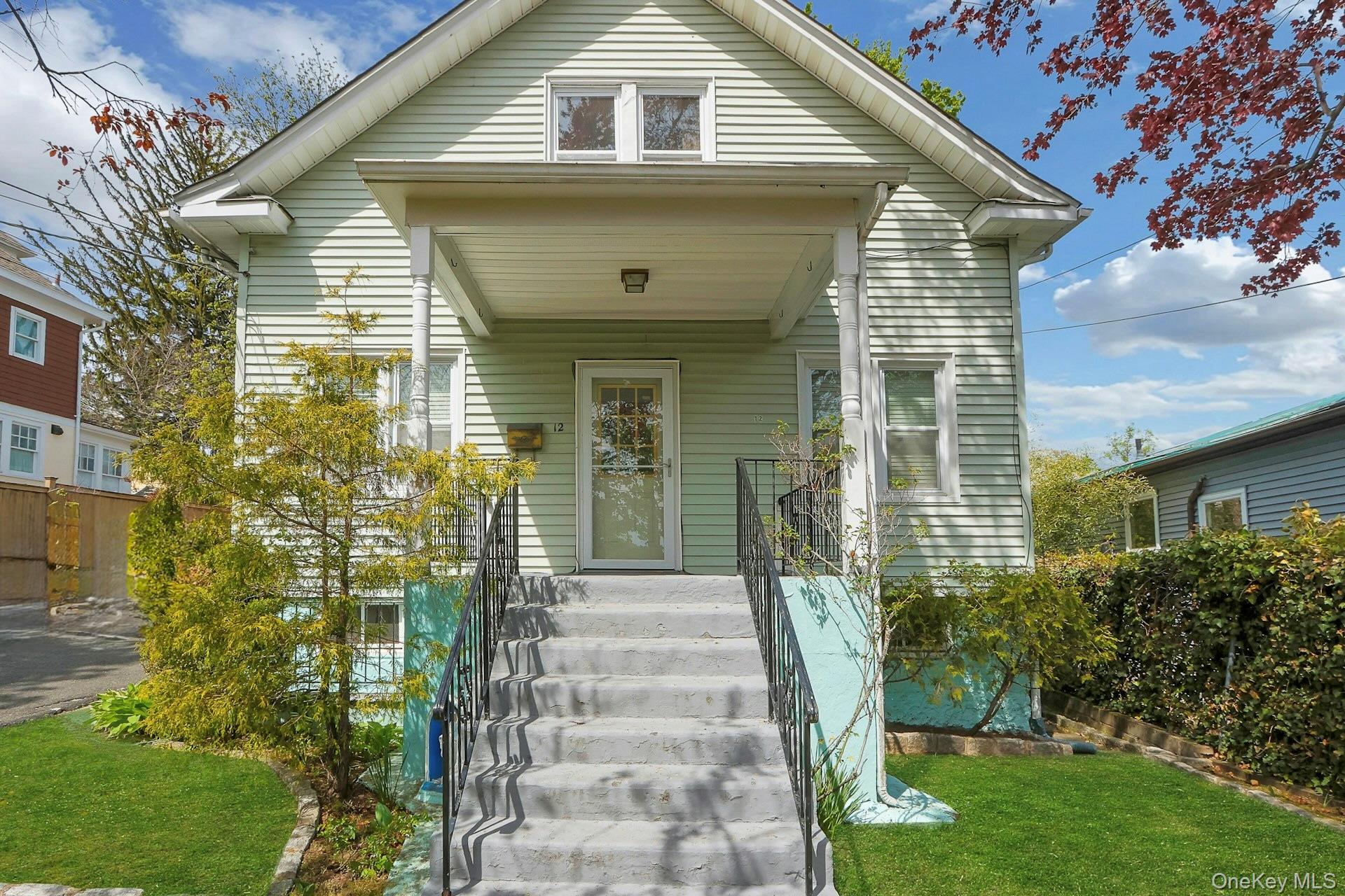 12 E Catherine Street