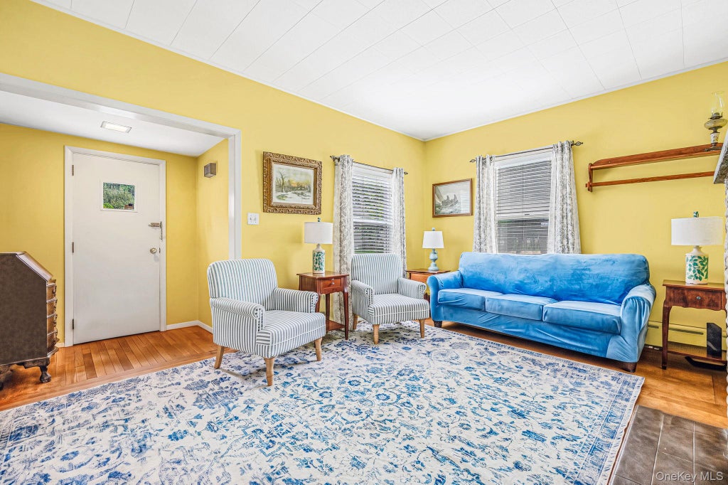 Photo of 46 Glenlawn Avenue, Sea Cliff, NY 11579 (MLS # 1055743)