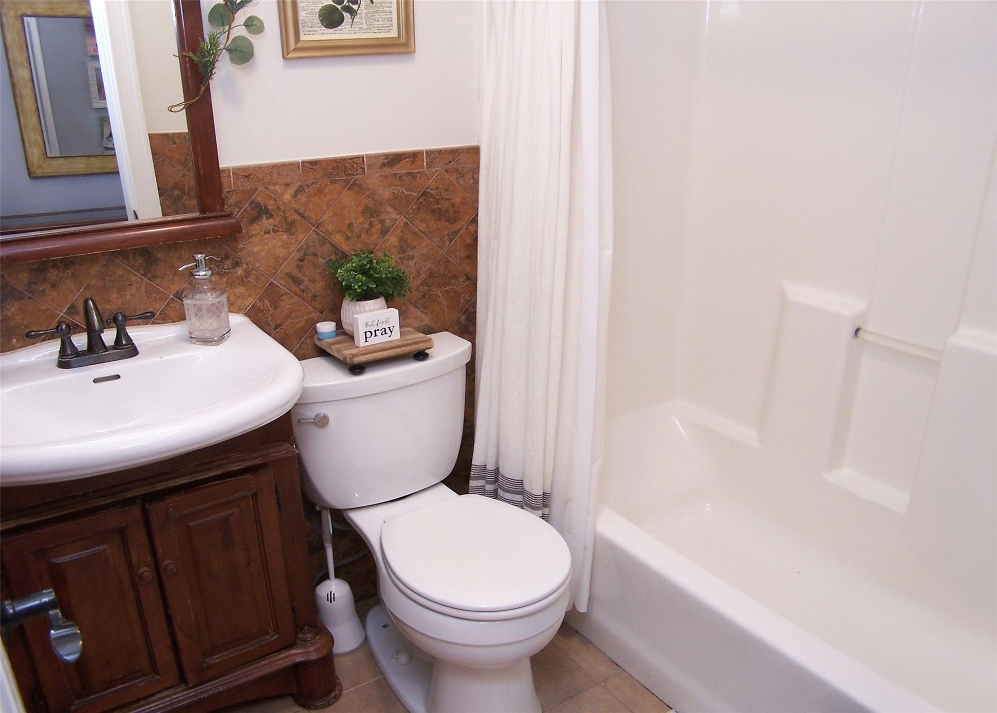 11 N Doral Lane, Yaphank, New York image 21