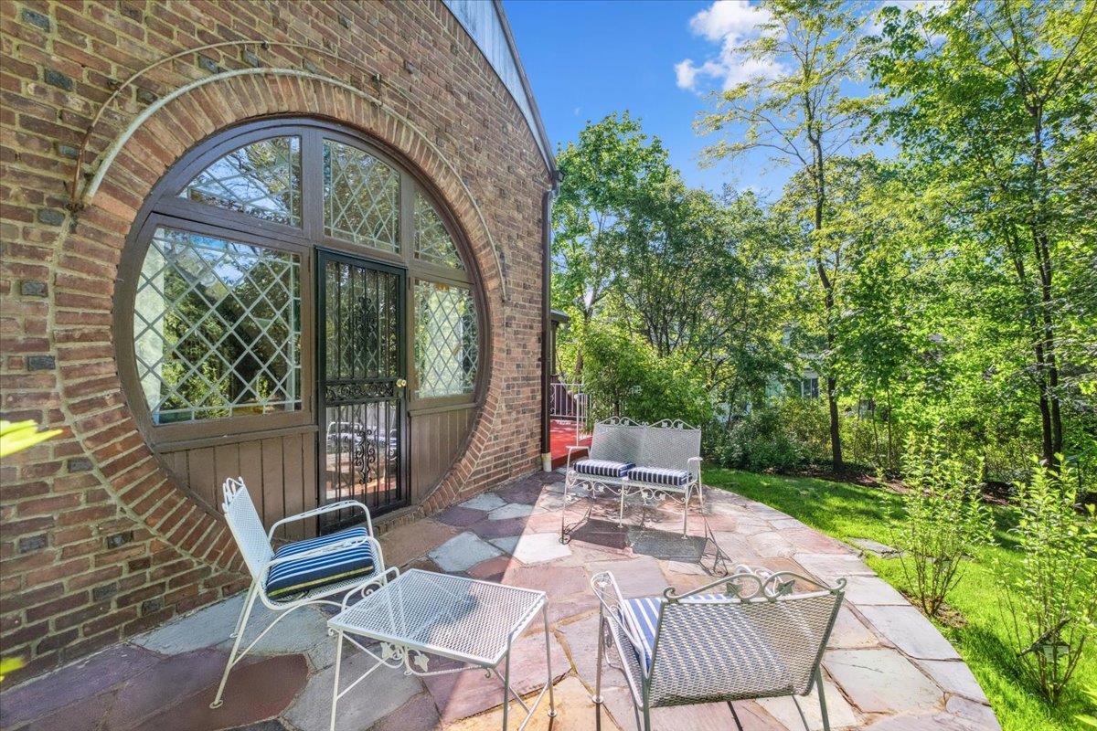 89 Taymil Road, New Rochelle, New York image 17
