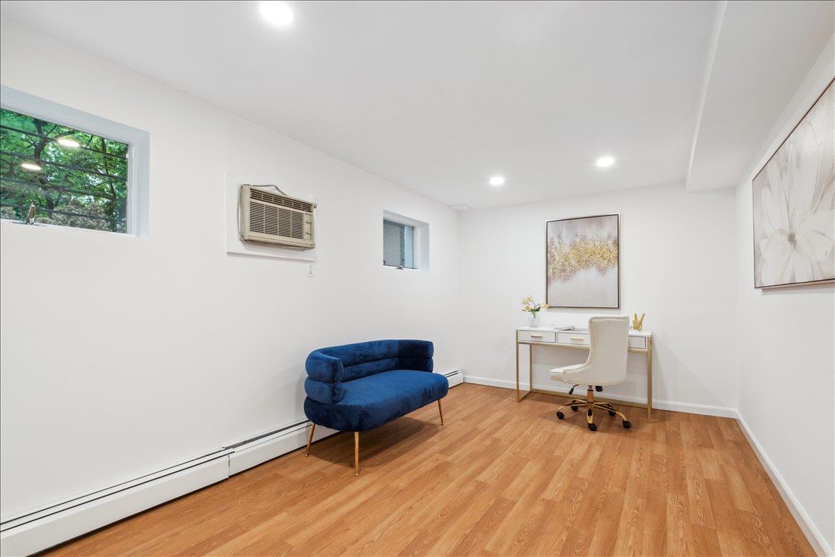 89 Taymil Road, New Rochelle, New York image 14