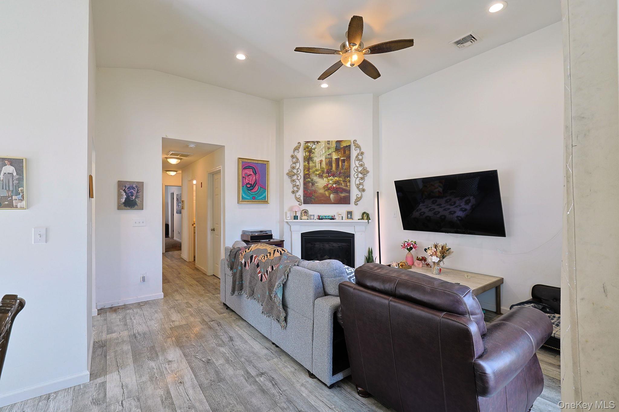 1311 Whispering Hills