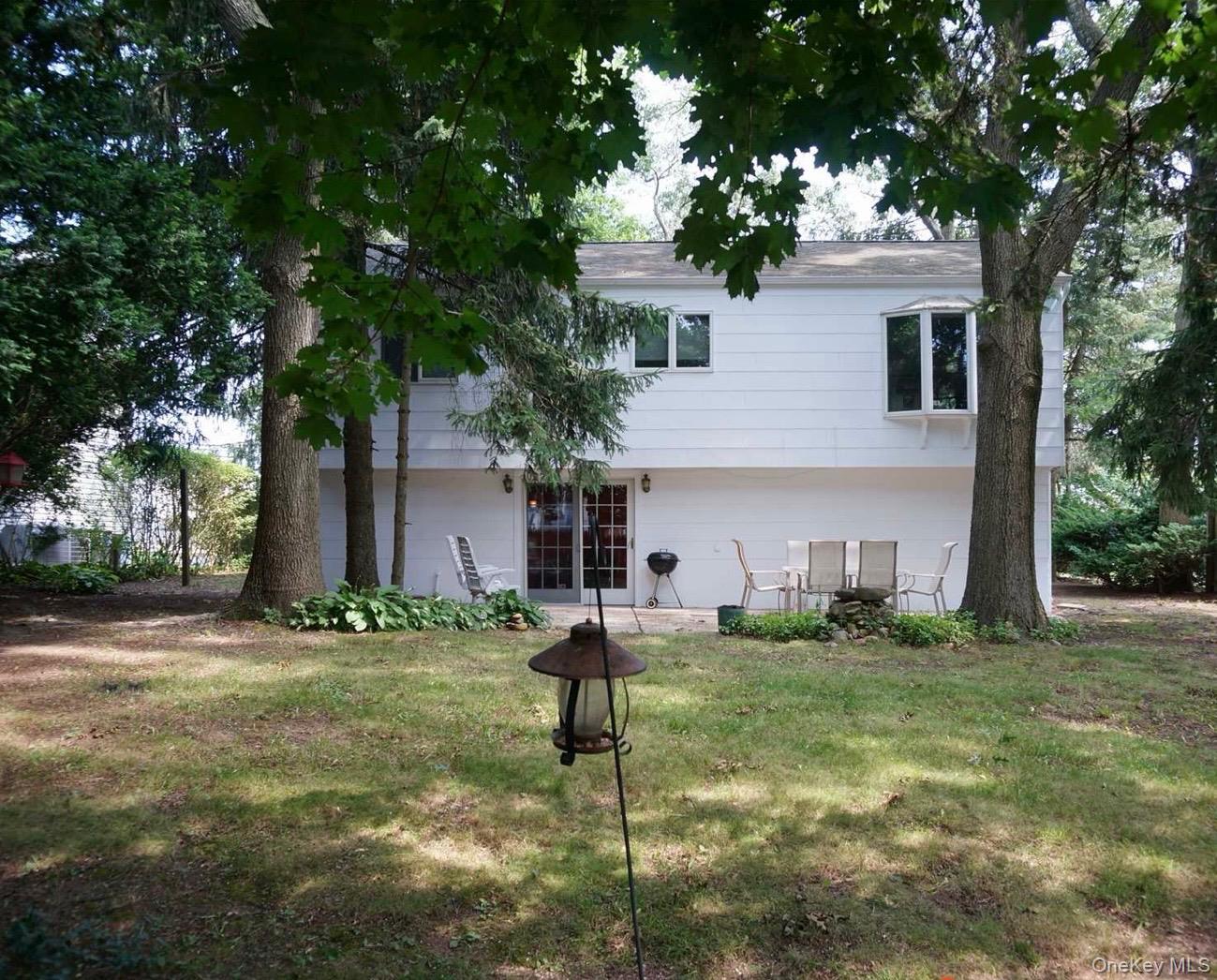 439 Broadway Greenlawn