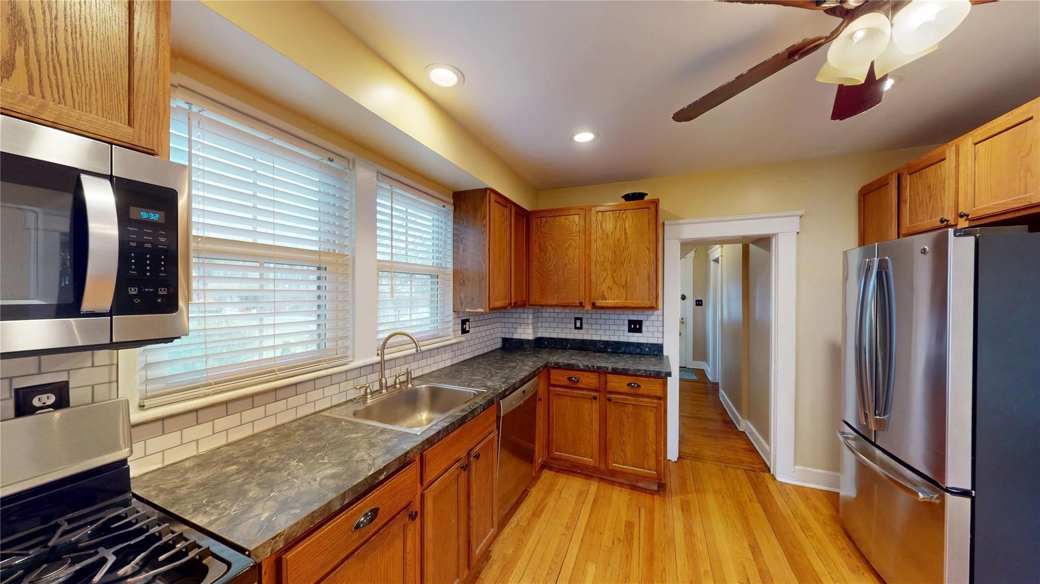 88 Waldron Avenue, Nyack, New York image 11