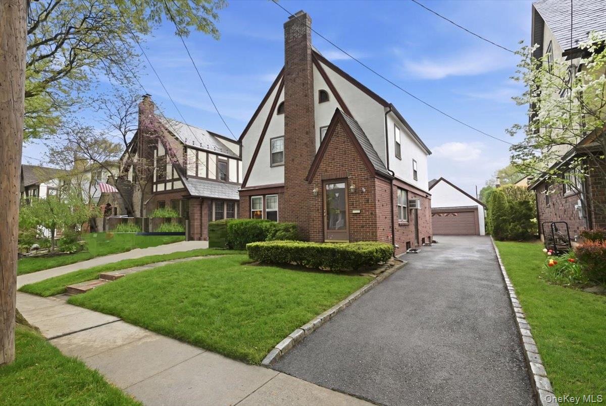 311 Carnation Avenue