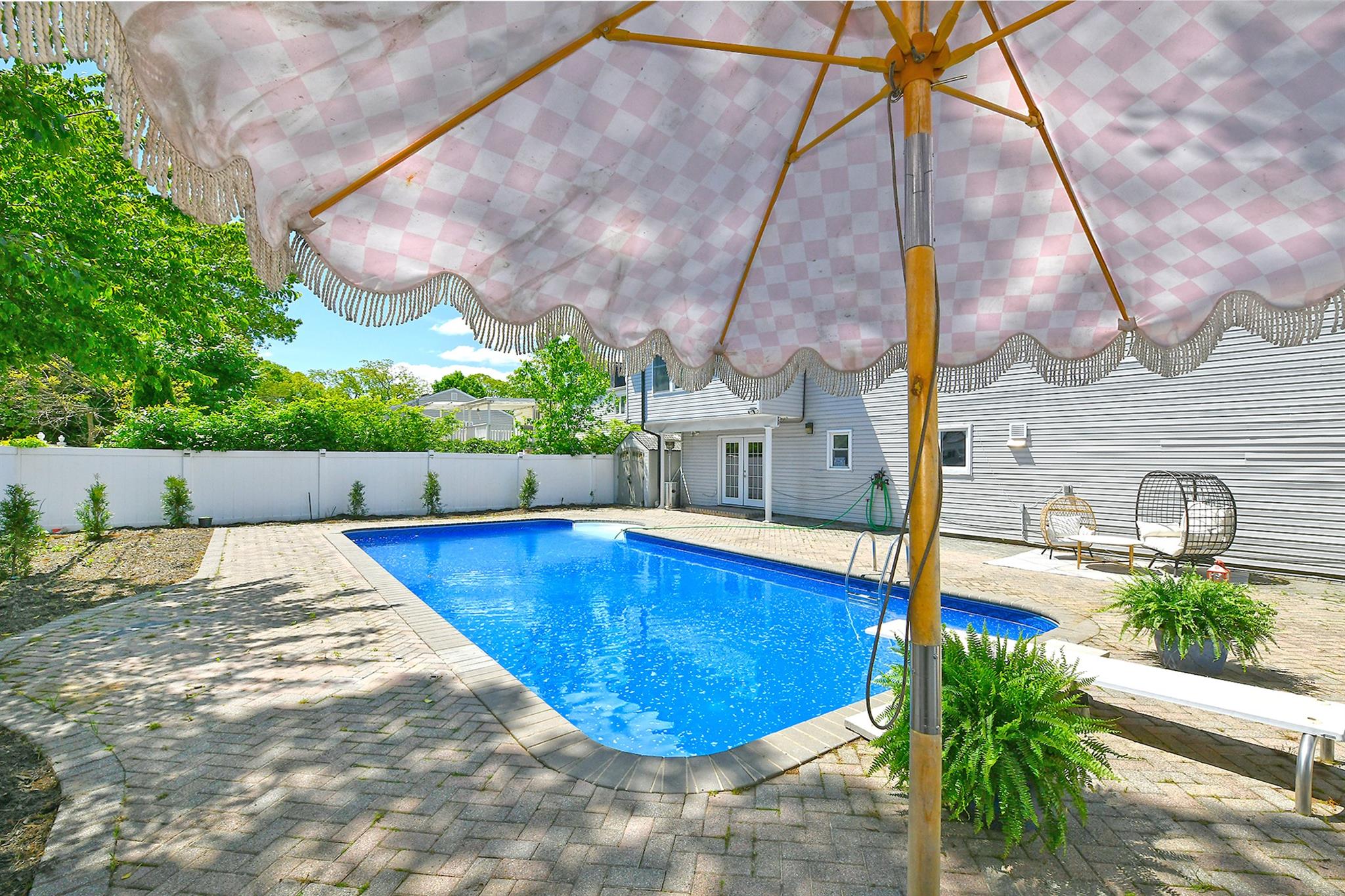 45 Longworth Avenue, Dix Hills, New York image 39