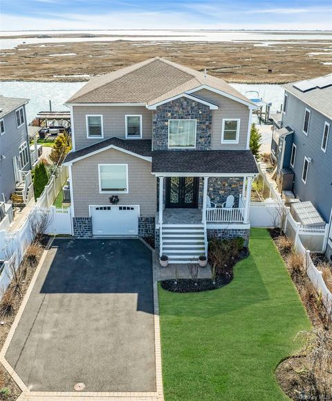 Photo of 3692 Ocean Avenue, Seaford, NY 11783 (MLS # 918491)