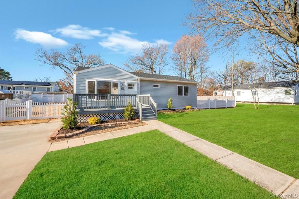 Photo of 18 S 28th Street, Wyandanch, NY 11798 (MLS # 943639)