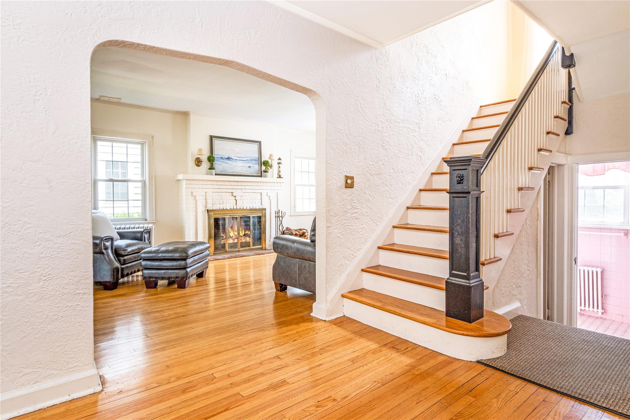 1065 Washington Avenue, Pelham, New York image 5
