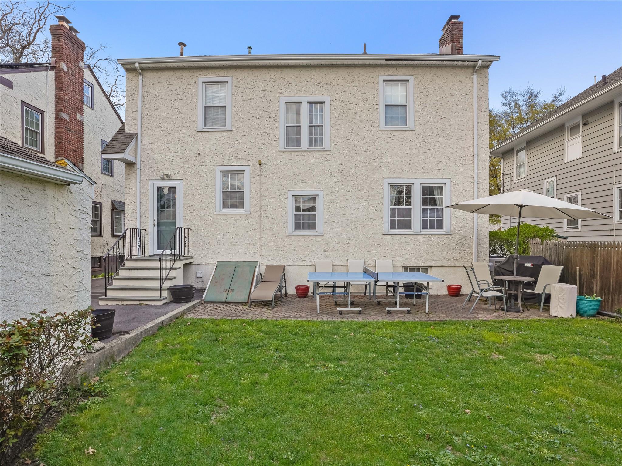 1065 Washington Avenue, Pelham, New York image 22